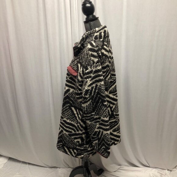 Koolaburra By UGG Sherpa Pullover Jacket Womens Size Medium Black White Shirt - Picture 4 of 9